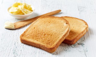 西多士的做法（西多士的做法烤箱 简单）