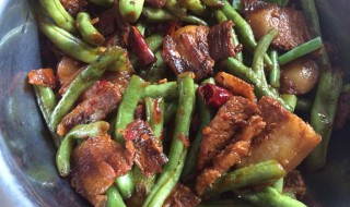 四季豆回锅肉的做法（四季豆回锅肉的做法视频）