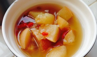 川贝红酒炖雪梨（川贝炖雪梨的）