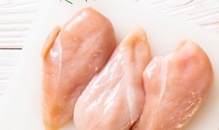 鲜蘑青椒炒鸡胸肉的家常做法 青椒蘑菇炒鸡肉的做法