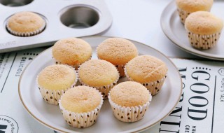 迷你小蛋糕的做法 迷你小蛋糕的做法加黄油