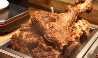 炖牛胸叉骨的方法 牛胸叉骨熬汤