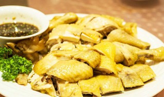 白斩鸡的家常做法?(白斩鸡的家常做法白切鸡的正宗做法)