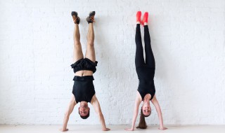 锻炼自由倒立的方法（锻炼自由倒立的方法图片）