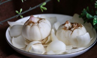 百合炒土豆怎么做（百合炒土豆怎么做好吃窍门）