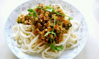 怎么做辣酱拌面 麻辣酱拌面的做法