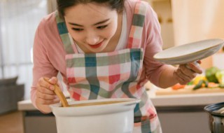 老鸭汤酸萝卜汤怎么做（老鸭汤酸萝卜汤怎么做好吃）