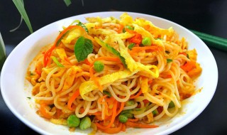 杂蔬拌面怎么做（杂蔬拌面怎么做好吃）