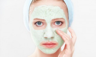 凝胶水面膜使用方法（凝胶面膜怎么敷）