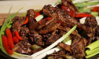 醋血鸭怎么做（醋血鸭怎么做好吃）