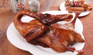 湖南熏鸭的制作方法 湖南熏鸭怎么做好吃 家常做法