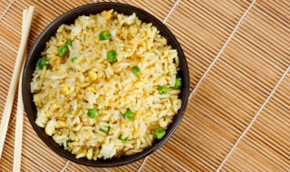 茄丁豌豆炒饭教程 茄丁豌豆炒饭教程图片