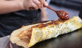 煎五花肉卷饼制作方法（煎五花肉卷饼制作方法视频）