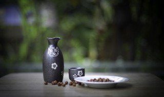 白芍泡酒的方法（白芍用酒泡后的功效与作用）