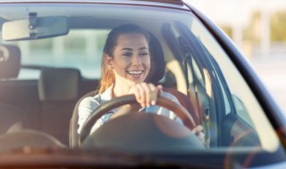 开车手动档换挡技巧（开车手动档换挡技巧图解）