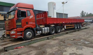 货车倒车时怎么判断距离（货车倒车时怎么判断距离多少米）