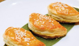 咖喱牛角酥怎么做(咖喱牛角酥怎么做才好吃)