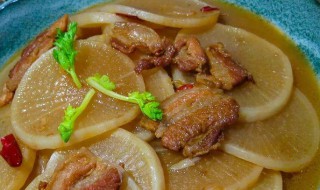 五花肉烧白萝卜怎么做（五花肉烧白萝卜怎么做好吃窍门）