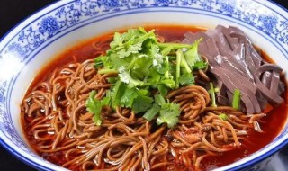 羊血煮面条怎么做（羊血面条做法）
