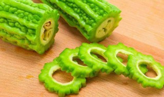 土豆烧苦瓜怎么做 土豆烧苦瓜怎么做才好吃