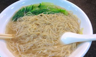 竹升面怎么做(传统竹升面怎么做)