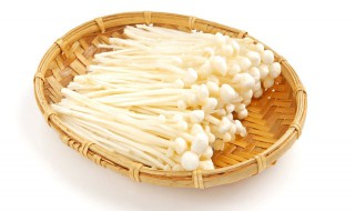 椒油金针菇怎么做（辣椒油金针菇怎么做好吃）