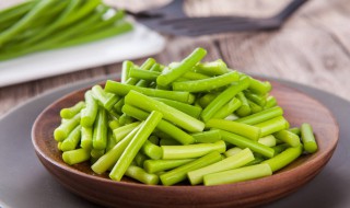 凉拌蒜苔的做法 凉拌蒜苔怎么做好吃窍门