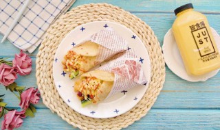 鸡肉沙拉口袋饼怎么做 鸡肉沙拉口袋饼怎么做视频