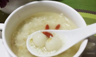 酒酿元宵怎么做 酒酿元宵怎么做不酸