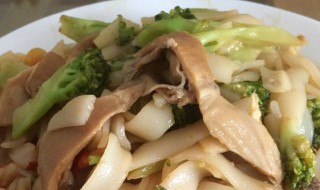 花炒猪肚怎么做（猪肚炒花菜窍门）