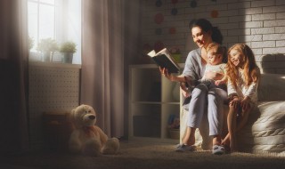 适合小孩子听的睡前故事 适合小孩子听的睡前故事书