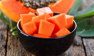 木瓜椰奶布丁（木瓜椰汁牛奶的做法和功效）