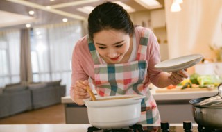 山药鸡腿竹荪汤 山药竹荪鸡汤的做法