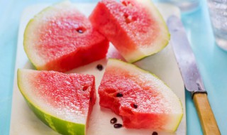 蒜蓉西瓜皮（蒜泥西瓜）