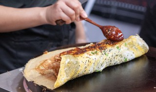 煎五花肉卷饼教程（煎五花肉卷饼教程图片）