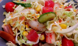 玉米蟹棒沙拉怎么做（玉米蟹棒沙拉怎么做好吃）