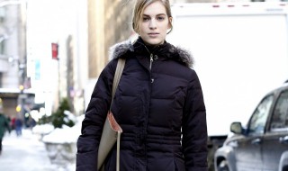 羽绒服袖子肥大改小窍门（羽绒服袖子太大怎么办）