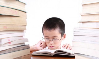 星驰电掣成语解释（飞驰电掣成语）