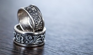 钻石戒指怎么挑选 钻石戒指怎么挑选的颜色