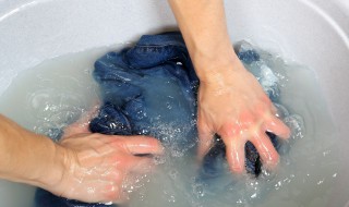 生活小常识之衣服上的铁锈怎么洗