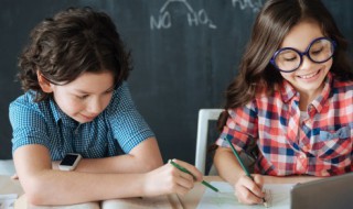 振动的振组词（振动的振组词两个字）