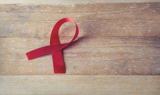 艾滋病怎么得的（艾滋病怎么得的,怎么引起的）