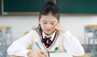 门里面一个一读什么 门里面一个一读什么字