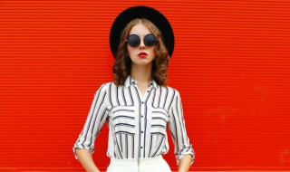 梦见戴帽子是什么预兆（梦见戴帽子是什么预兆周公解梦）