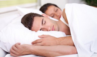 梦见捡硬币是什么预兆（女人梦见捡硬币是什么预兆）