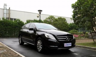 奔驰r350到80迈就没在加速了怎么回事 奔驰r350提速太慢