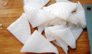 鱿鱼卷怎么打 怎么让鱿鱼打卷