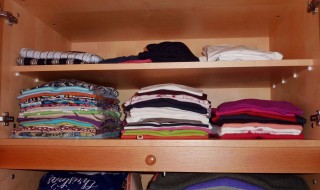 怎么折叠长衣服 怎么折叠长衣服不会皱