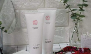 怎么用油洗脸 脸油用什么洗