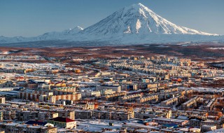 俄罗斯西邻什么海?（俄罗斯西邻什么海域）